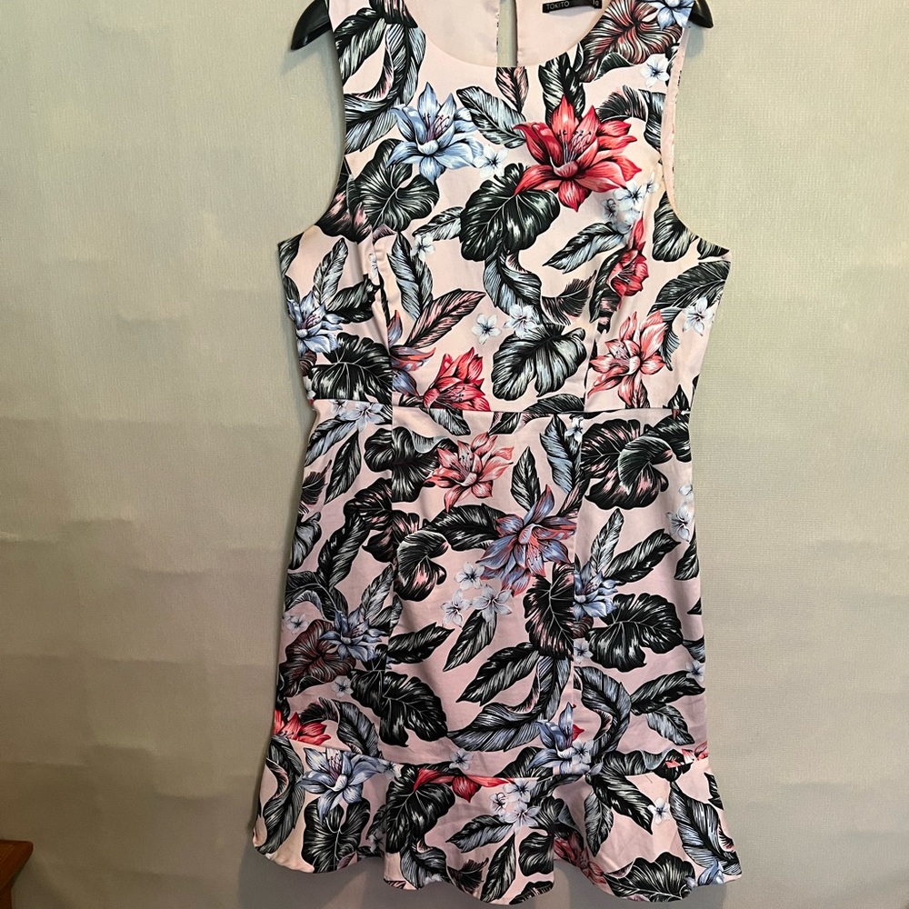 👗👗👗Summer dress from Myers Australia: size 10 Tokito brand